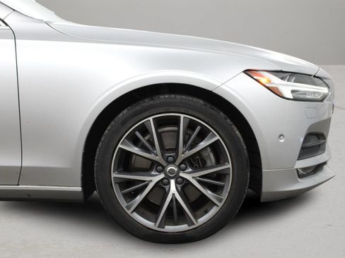 Used 2018 Volvo S90 T6 Momentum w/ Convenience Package AWD/4WD image 14