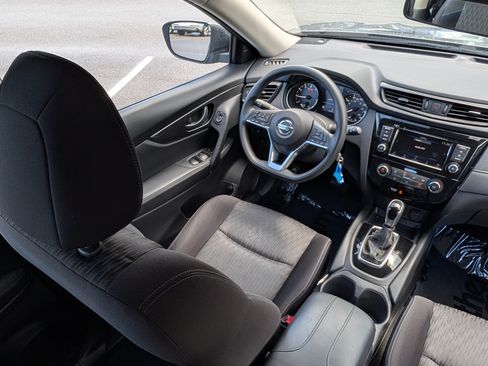 Used 2020 Nissan Rogue S AWD/4WD image 9