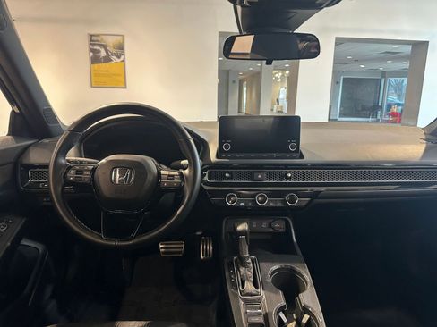 Used 2025 Honda Civic Sport image 34