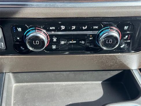 Used 2022 GMC Sierra 1500 SLT w/ SLT Premium Plus Package image 21