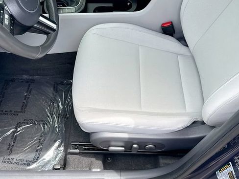 Certified 2024 Hyundai Kona SEL FWD image 19