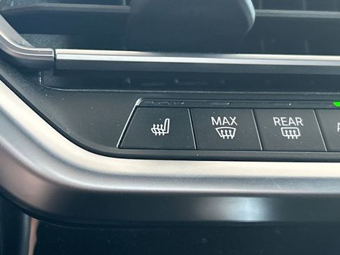 Used 2024 BMW X3 xDrive30i image 31