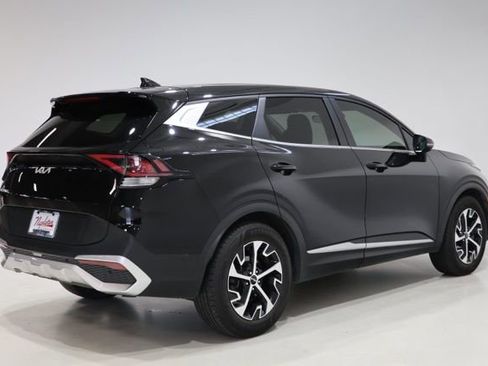 Used 2023 Kia Sportage EX image 8