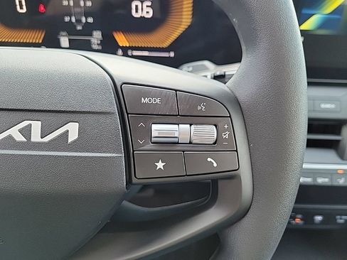 New 2026 Kia K4 FWD image 26