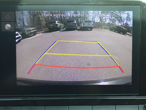 Certified 2024 Kia Forte LXS w/ LXS Technology Package image 41