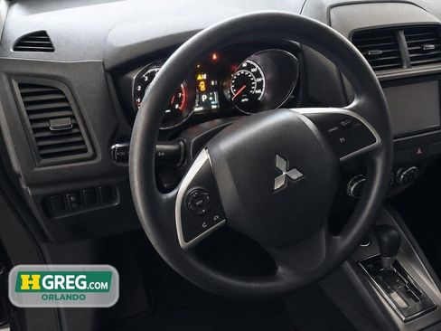 Used 2024 Mitsubishi Outlander Sport ES AWD/4WD image 11