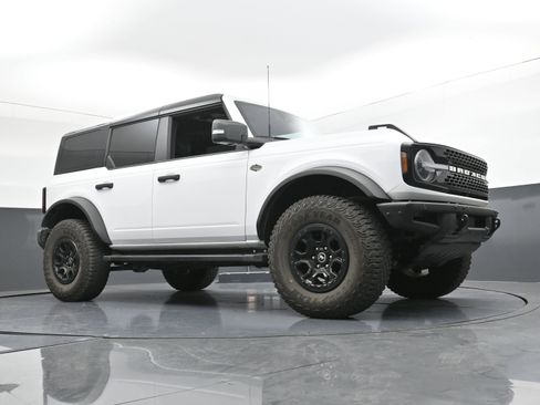 Used 2024 Ford Bronco Wildtrak image 21