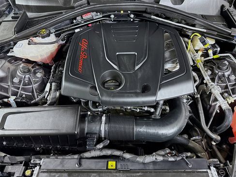 Used 2023 Alfa Romeo Giulia Sprint image 32