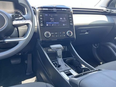Certified 2022 Hyundai Tucson SEL FWD image 14
