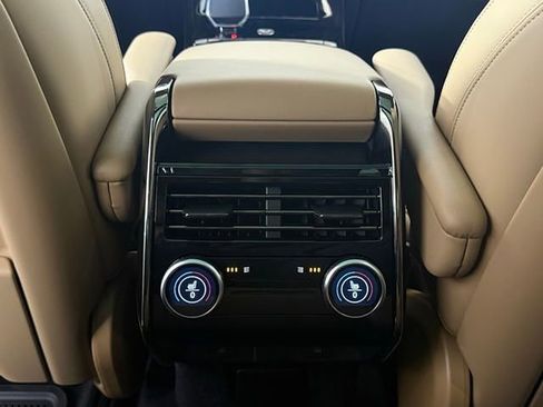 New 2026 Land Rover Range Rover Sport SE image 24