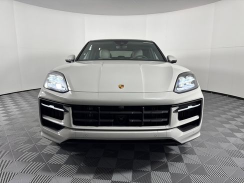 Used 2026 Porsche Cayenne S image 6