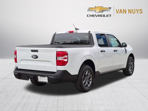 Used 2025 Ford Maverick XLT w/ Equipment Group 302A AWD/4WD image 5