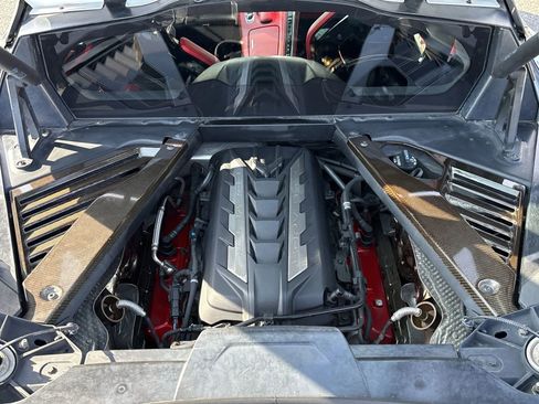 Used 2020 Chevrolet Corvette Stingray Premium Cpe w/ 3LT Preferred Equipment Group image 17