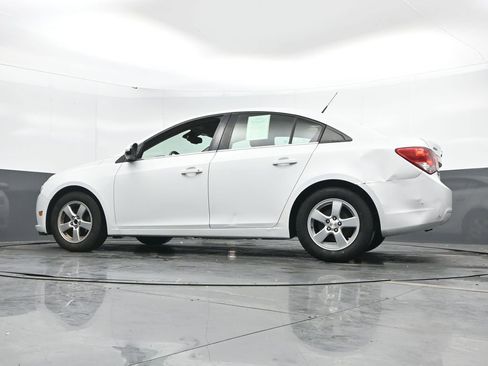 Used 2014 Chevrolet Cruze LT image 28