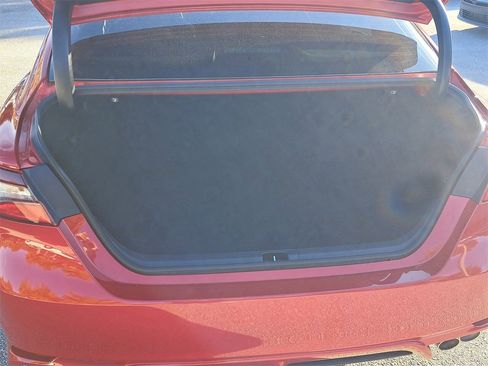 Used 2022 Toyota Camry SE image 8