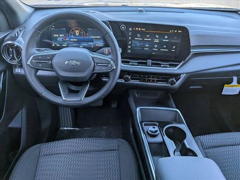 New 2026 Chevrolet Equinox LT w/ Midnight Edition image 13