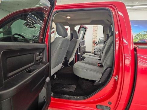 Used 2014 RAM 1500 Express AWD/4WD image 9