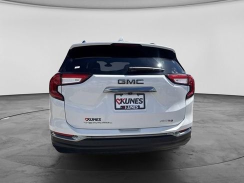 Used 2023 GMC Terrain AT4 w/ Tech Package AWD/4WD image 10