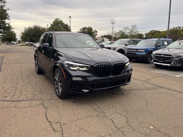 Used 2021 BMW X5 xDrive40i w/ M Sport Package AWD/4WD image 24