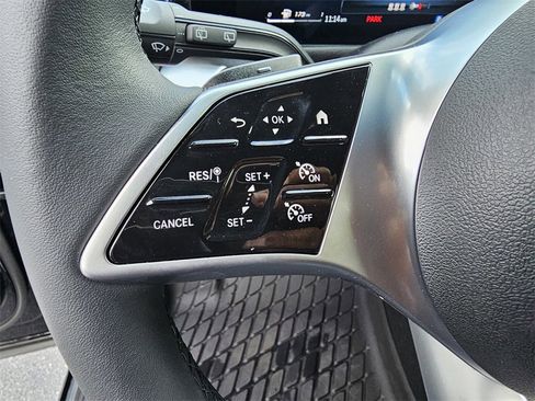 Used 2025 Mercedes-Benz GLB 250 image 21