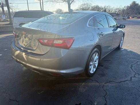 Used 2023 Chevrolet Malibu LT FWD image 3
