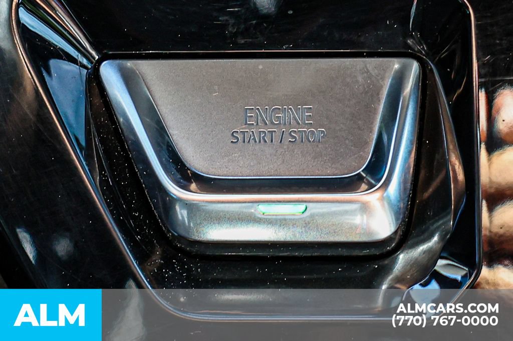 Used 2024 GMC Sierra 3500 Denali w/ Technology Package AWD/4WD image 42