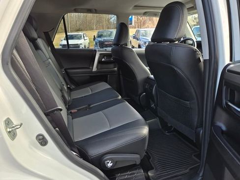 Used 2023 Toyota 4Runner SR5 Premium w/ Moonroof Package image 18