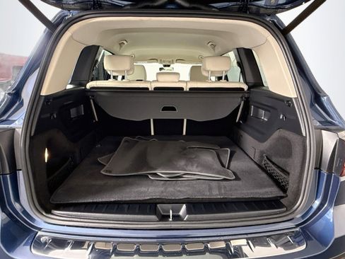 Used 2022 Mercedes-Benz GLB 250 4MATIC w/ Premium Package image 35