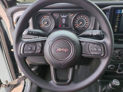 New 2026 Jeep Gladiator Sport image 9