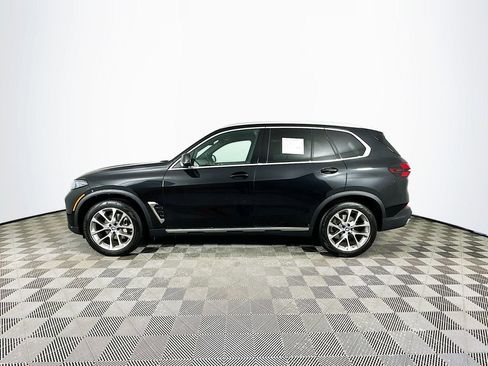 Used 2025 BMW X5 xDrive40i w/ Premium Package image 5