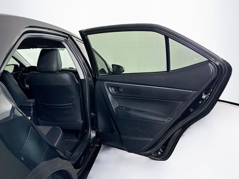 Used 2016 Toyota Corolla S image 27