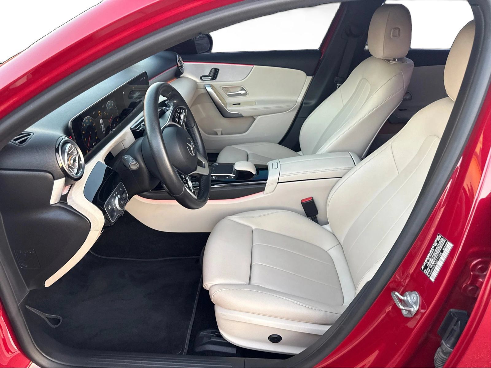 Used 2021 Mercedes-Benz A 220 image 9