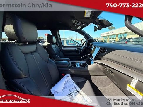 New 2026 Jeep Grand Wagoneer Limited image 28