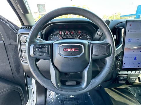 Used 2024 GMC Sierra 3500 Pro w/ Convenience Package image 12