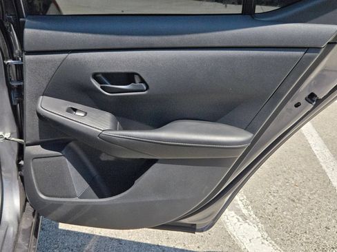 Used 2024 Nissan Sentra S FWD image 26