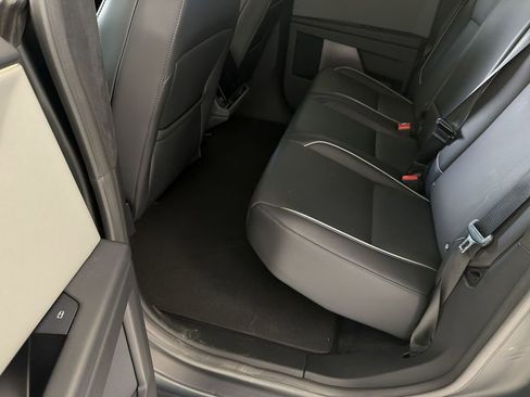 Used 2025 Tesla Cybertruck AWD Crew Cab image 35