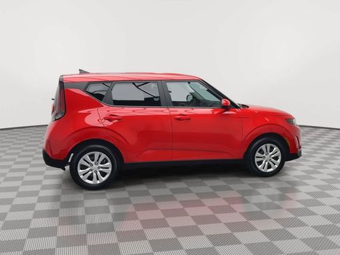 Used 2024 Kia Soul LX FWD image 30