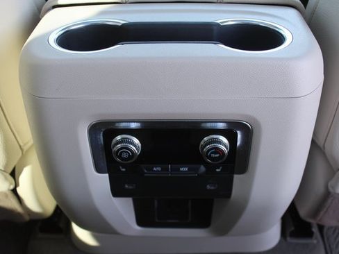 Used 2022 GMC Yukon Denali w/ Max Trailering Package image 24