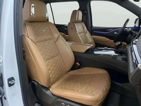 Used 2023 Cadillac Escalade ESV Sport w/ Touring Package AWD/4WD image 58