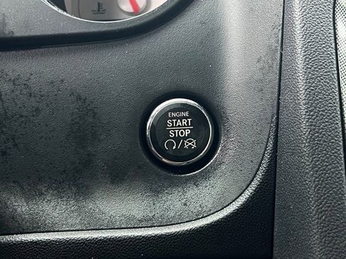 Used 2013 Dodge Challenger SXT Plus image 20