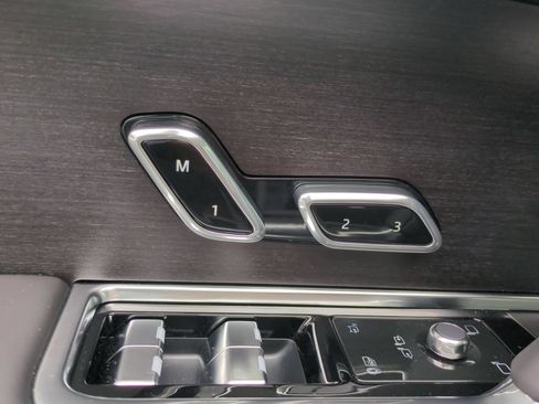New 2026 Land Rover Range Rover SE AWD/4WD image 14