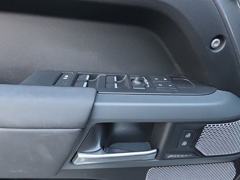 Used 2024 Land Rover Defender 130 X-Dynamic SE image 14