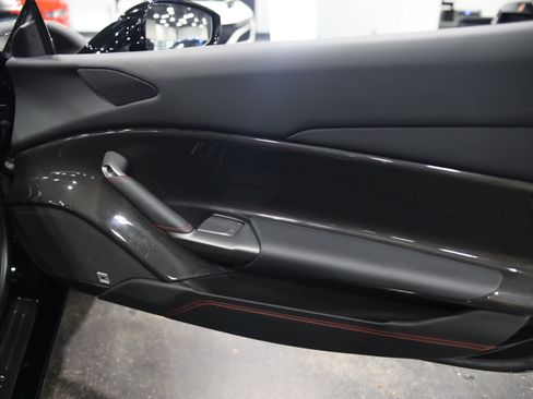 Used 2016 Ferrari 488 GTB RWD image 35