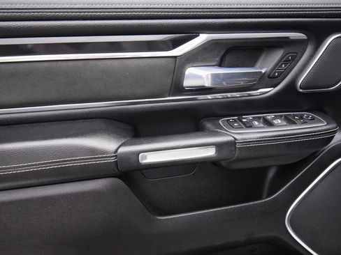 Used 2022 RAM 1500 Laramie AWD/4WD image 23