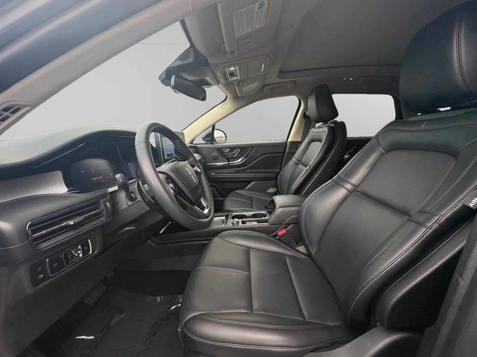 Certified 2024 Lincoln Corsair Grand Touring AWD/4WD image 9