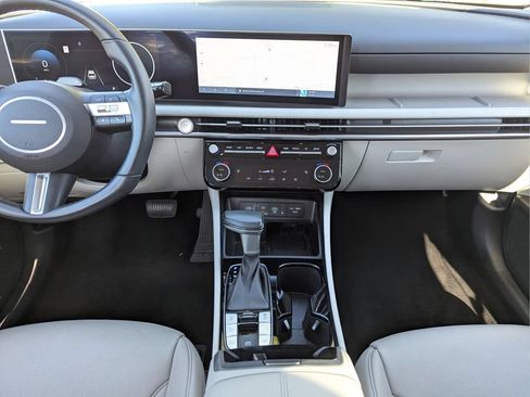 Certified 2025 Hyundai Tucson SEL AWD/4WD image 38