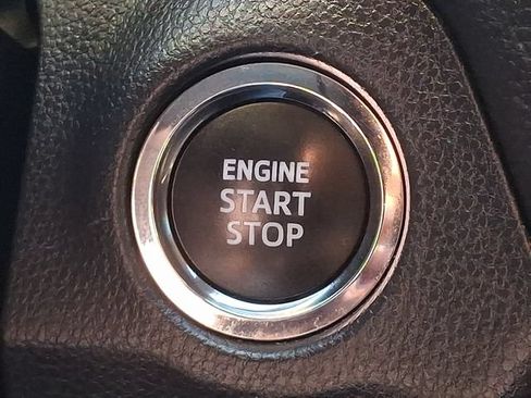 Used 2024 Toyota RAV4 XLE FWD image 26