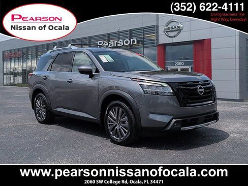 Certified 2024 Nissan Pathfinder SL w/ SL Premium Package FWD image 1