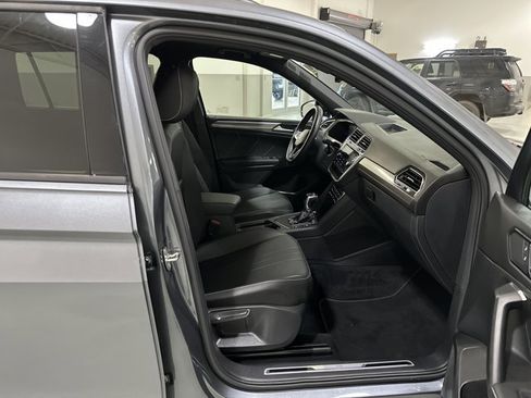 Used 2023 Volkswagen Tiguan SE R-Line FWD image 36