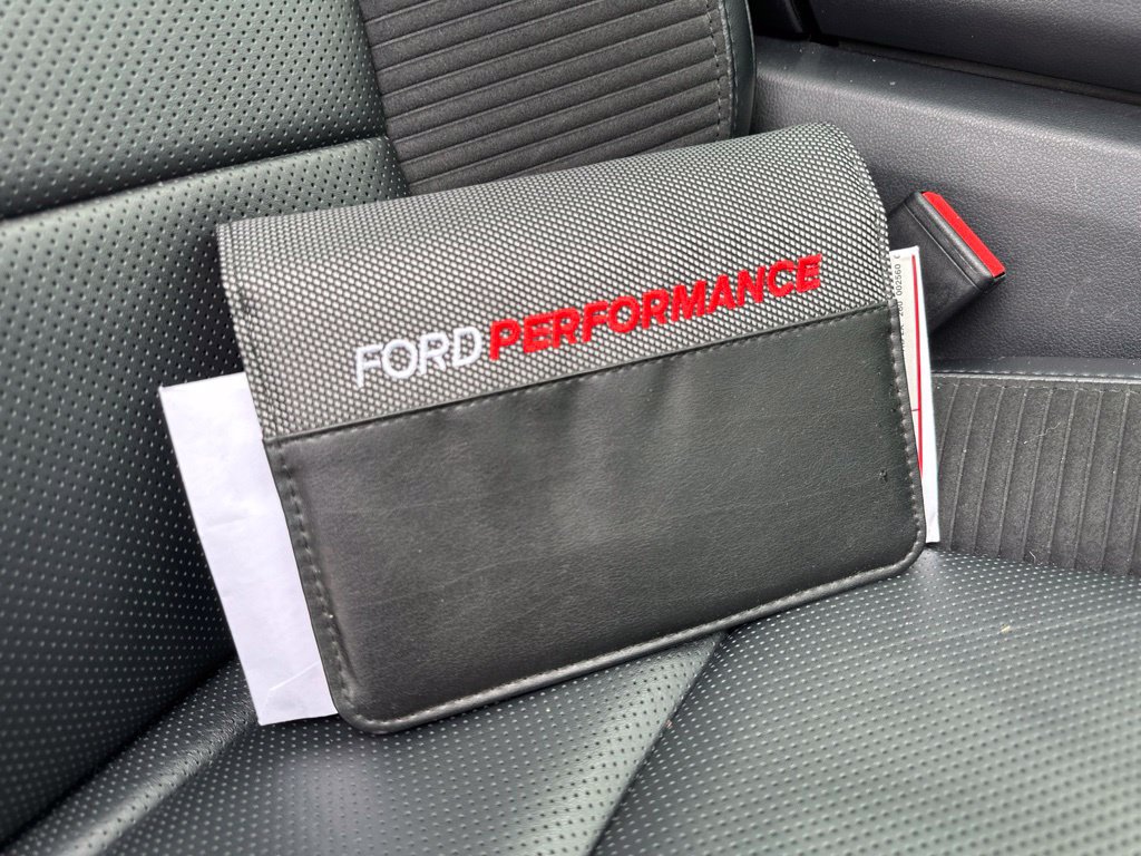 Certified 2022 Ford F150 Raptor w/ Equipment Group 801A High AWD/4WD image 37